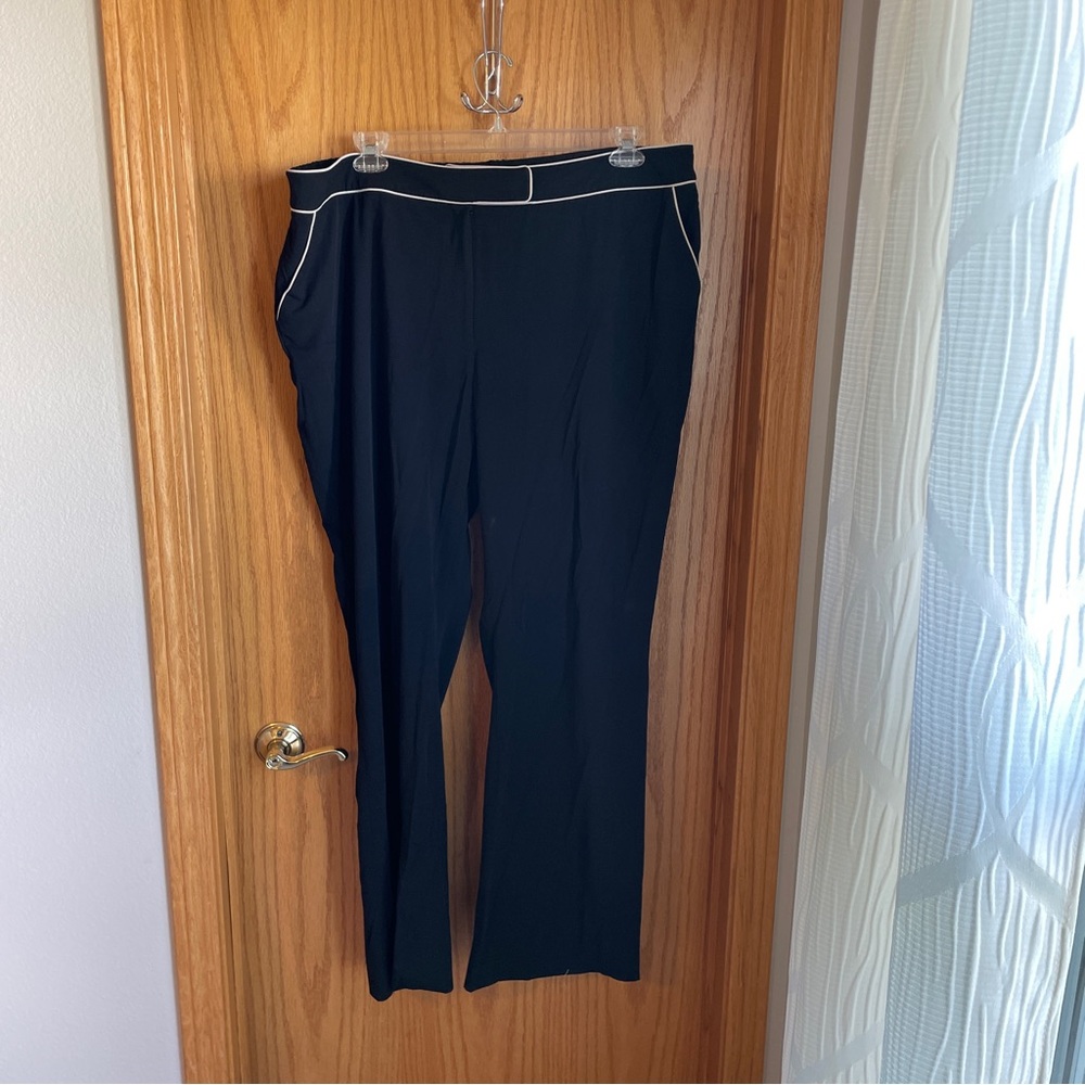 Apostrophe 2-piece Business Suit, Black & ivory, size 18W & 20W tall - Picture 9 of 14